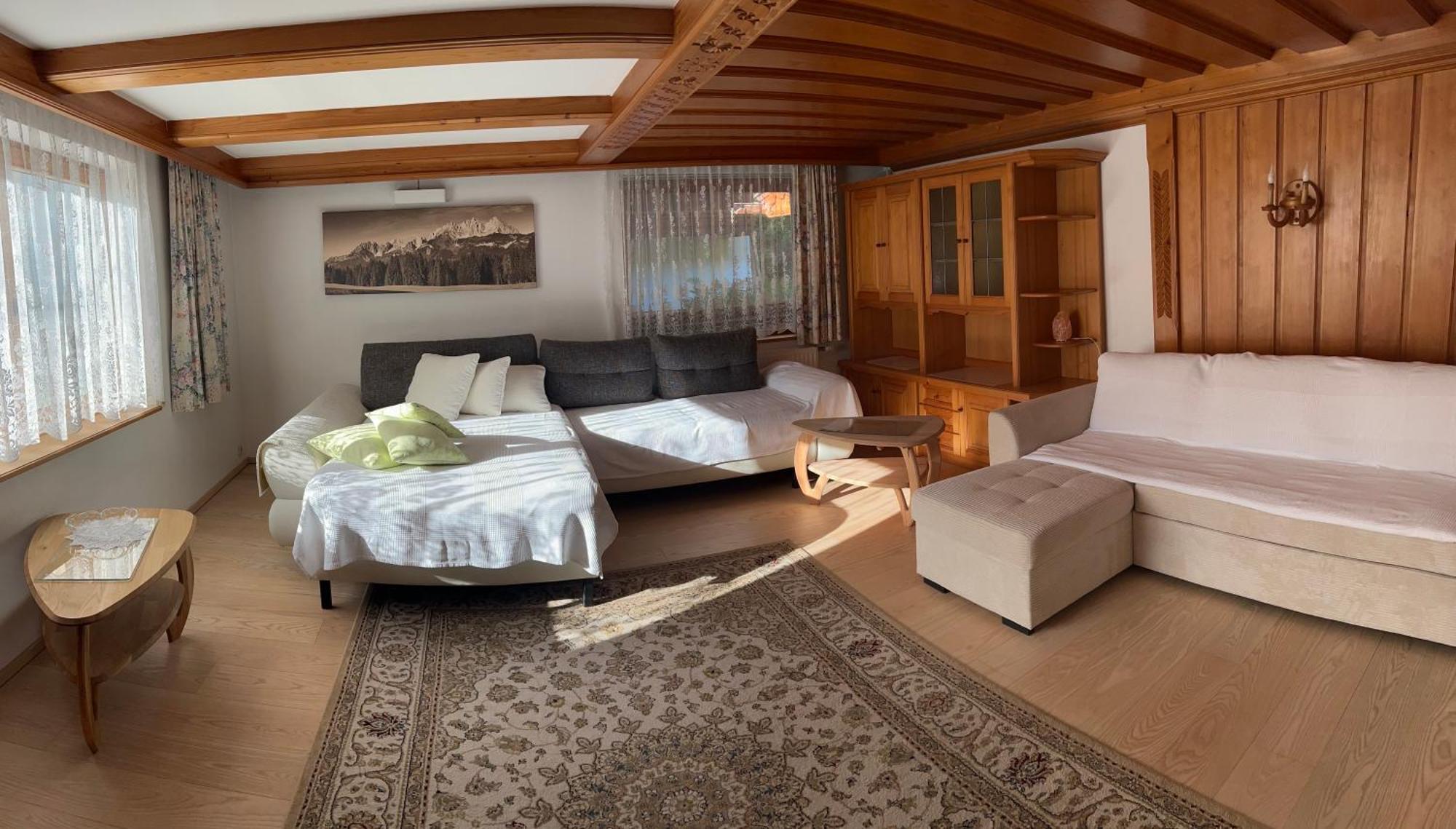 Haus Waldrand Apartment โอแบร์นดอร์ฟ อิน ทิโรล ภายนอก รูปภาพ