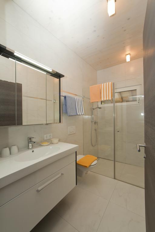 Haus Waldrand Apartment โอแบร์นดอร์ฟ อิน ทิโรล ห้อง รูปภาพ